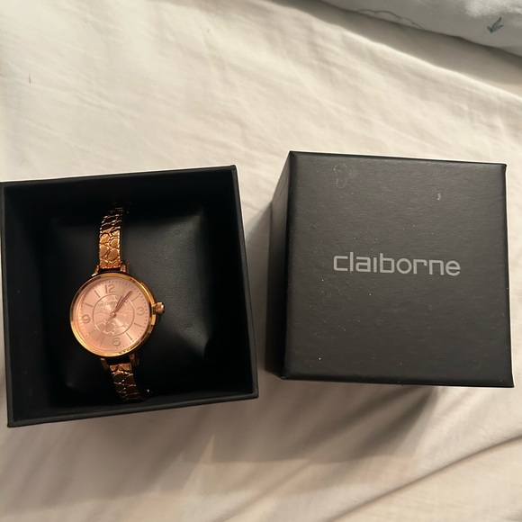 Liz Claiborne watch - Picture 5 of 6